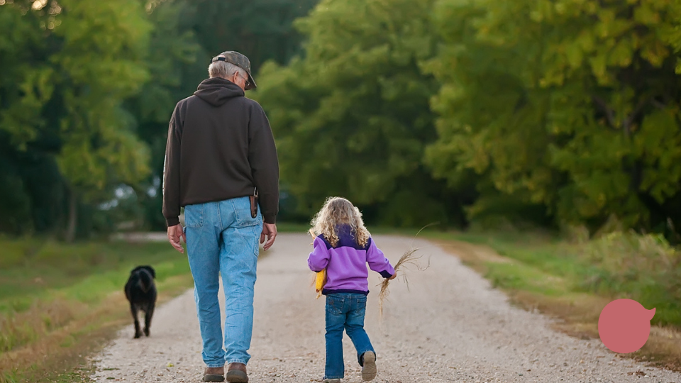 Verano con niños neurodivergentes: 15 ideas para disfrutar en familia (sin que nadie se desborde)